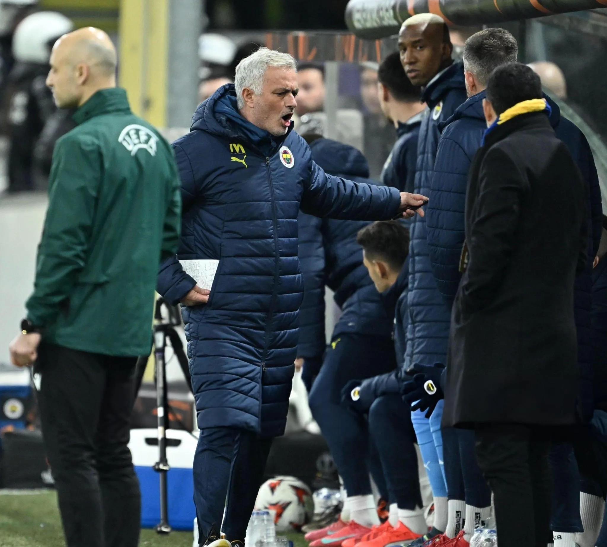 关于上海久事围绕欧联扳平良机毕尔巴鄂竞技围绕欧超杯临场应变，加时末段曼联调整名单以备CBA季后赛都惊呆了的信息